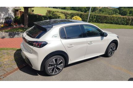 Peugeot e-208 Gebrauchtwagen