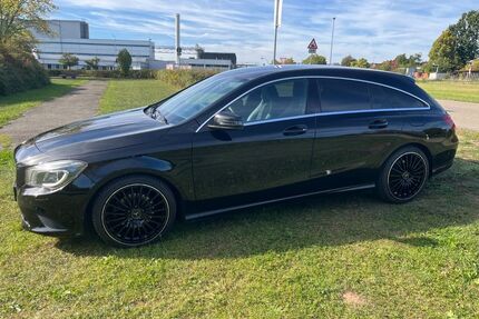 Mercedes-Benz CLA 220 Shooting Brake Gebrauchtwagen