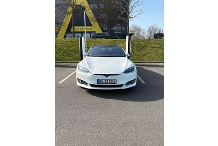 Tesla Model S Gebrauchtwagen