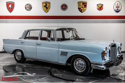 Mercedes-Benz 220 Gebrauchtwagen