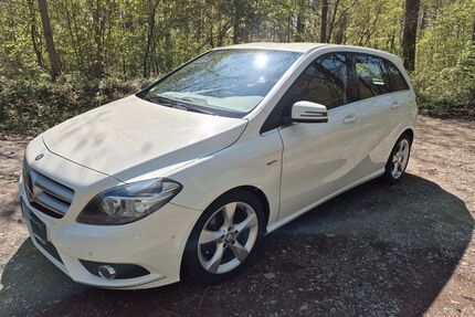 Mercedes-Benz B 180 Gebrauchtwagen