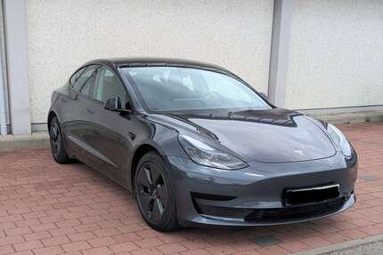 Tesla Model 3 Gebrauchtwagen