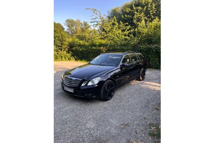 Mercedes-Benz 220 Gebrauchtwagen