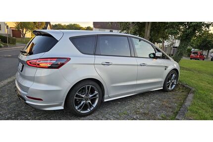 Ford S-Max Gebrauchtwagen
