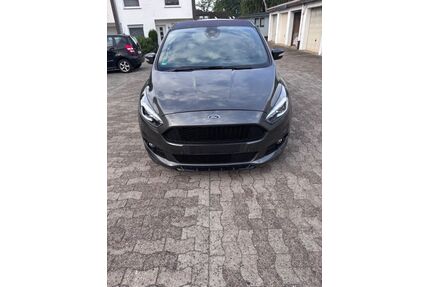 Ford S-Max Gebrauchtwagen