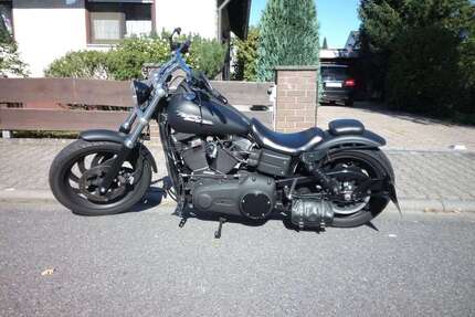 Harley Davidson Dyna Street Bob Gebrauchtwagen