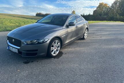 Jaguar XE Gebrauchtwagen
