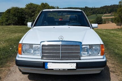 Mercedes-Benz E 230 Gebrauchtwagen