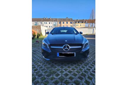 Mercedes-Benz CLA 220 Gebrauchtwagen