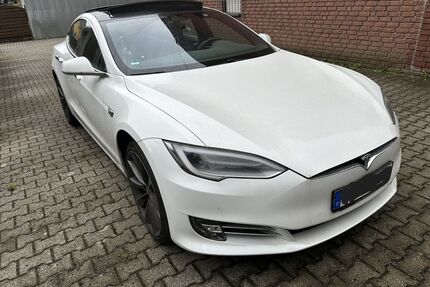 Tesla Model S Gebrauchtwagen