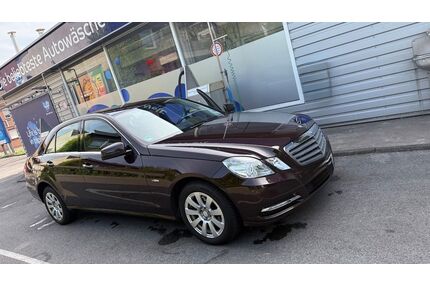 Mercedes-Benz 220 Gebrauchtwagen