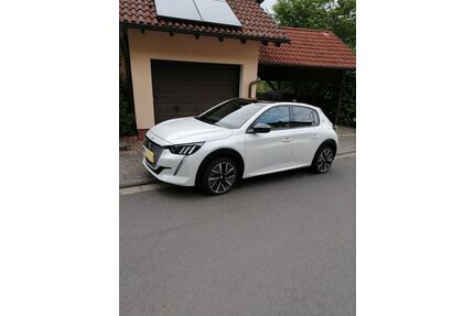 Peugeot e-208 Gebrauchtwagen