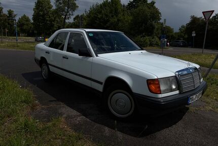 Mercedes-Benz 230 Gebrauchtwagen