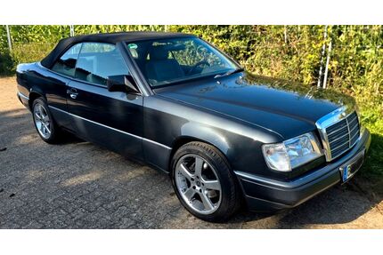 Mercedes-Benz E 300 Gebrauchtwagen