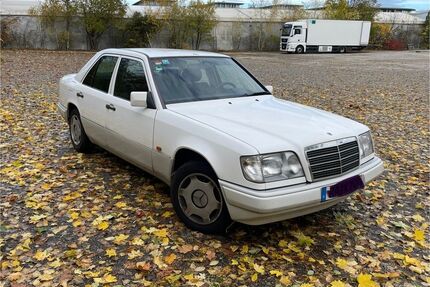 Mercedes-Benz E 220 Gebrauchtwagen