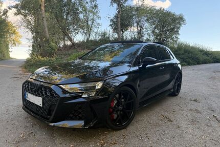 Audi RS3 Gebrauchtwagen
