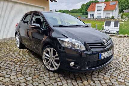 Toyota Auris Gebrauchtwagen