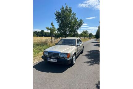 Mercedes-Benz E 260 Gebrauchtwagen
