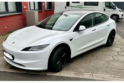 Tesla Model 3 Gebrauchtwagen