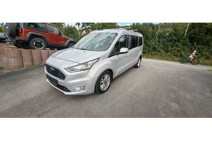 Ford Grand Tourneo Gebrauchtwagen