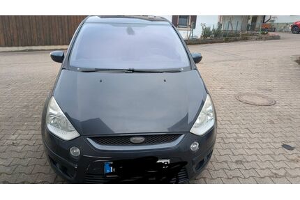 Ford S-Max Gebrauchtwagen