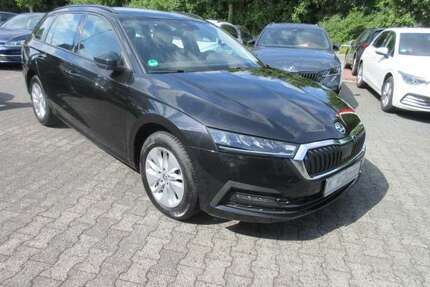 Skoda Octavia Ambition 2.0 TDI DSG NAVI STANDHZG LED ALU Gebrauchtwagen