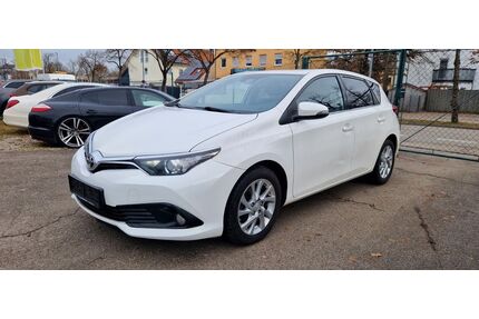 Toyota Auris Gebrauchtwagen