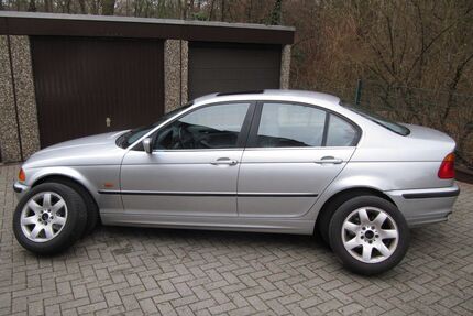 BMW 323 Gebrauchtwagen