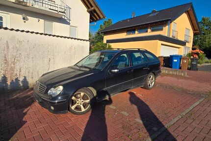 Mercedes-Benz 220 Gebrauchtwagen