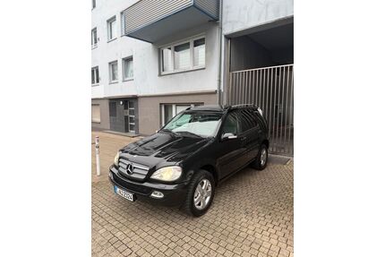 Mercedes-Benz ML 270 Gebrauchtwagen