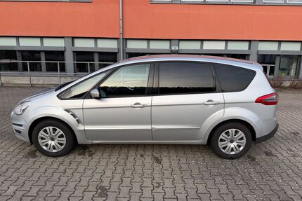 Ford S-Max Gebrauchtwagen