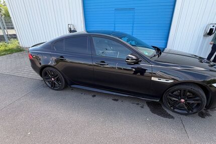 Jaguar XE Gebrauchtwagen