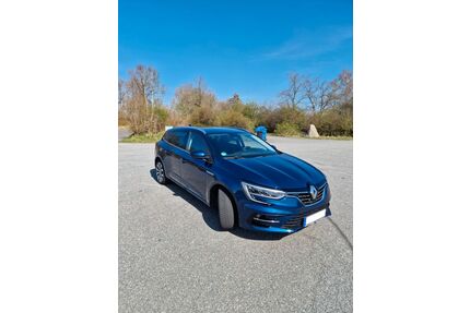 Renault Megane E-TECH Gebrauchtwagen