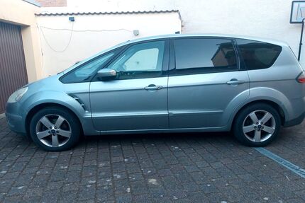 Ford S-Max Gebrauchtwagen