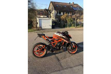KTM 1290 Super Duke R Gebrauchtwagen