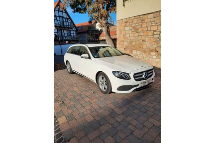 Mercedes-Benz E 220 Gebrauchtwagen
