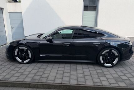 Porsche Taycan Gebrauchtwagen