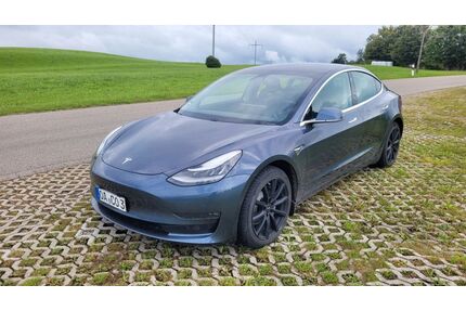 Tesla Model 3 Gebrauchtwagen