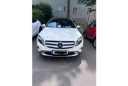 Mercedes-Benz GLA 180 Gebrauchtwagen
