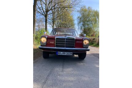 Mercedes-Benz 220 Gebrauchtwagen