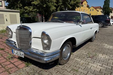 Mercedes-Benz 220 Gebrauchtwagen
