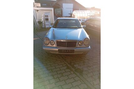 Mercedes-Benz E 280 Gebrauchtwagen