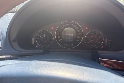 Mercedes-Benz E 220 Gebrauchtwagen