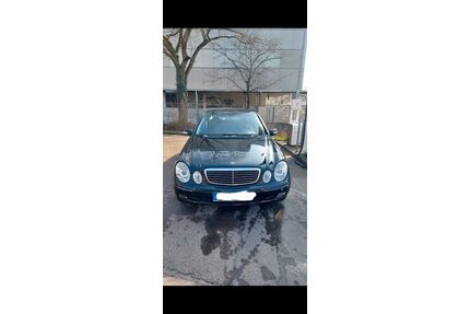 Mercedes-Benz E 220 Gebrauchtwagen