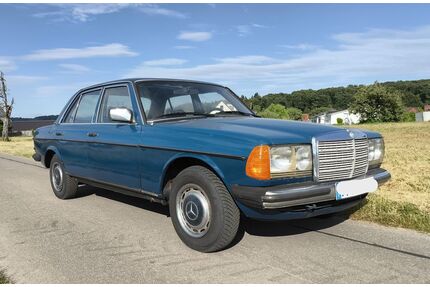 Mercedes-Benz 240 Gebrauchtwagen