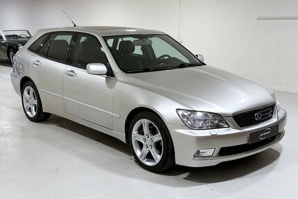 Lexus IS 300 Gebrauchtwagen