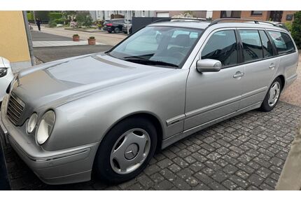 Mercedes-Benz E 240 Gebrauchtwagen