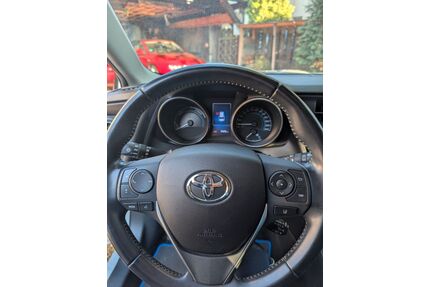 Toyota Auris Gebrauchtwagen