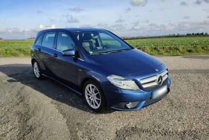 Mercedes-Benz B 180 Gebrauchtwagen