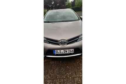Toyota Auris Gebrauchtwagen
